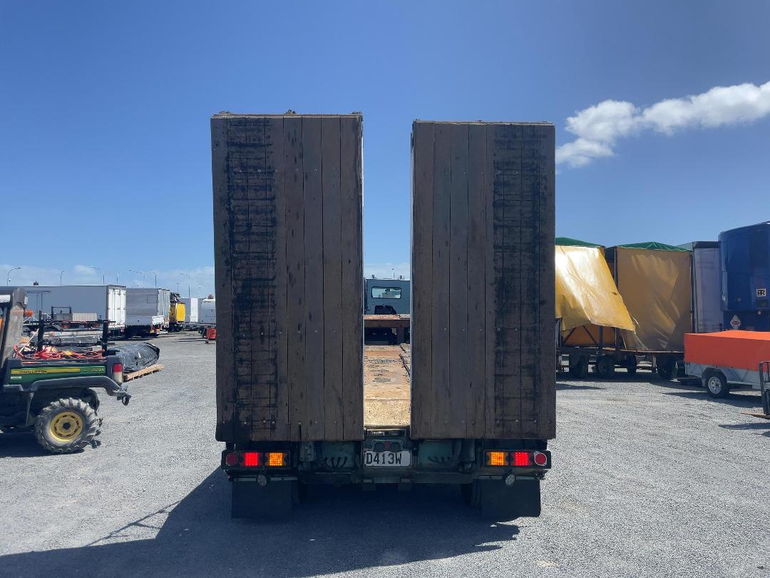 Photo '5' of TIDD 4A MID-TIP LOW LOADER Transporter Trailer Photo '5' of TIDD 4A MID-TIP LOW LOADER Transporter Trailer