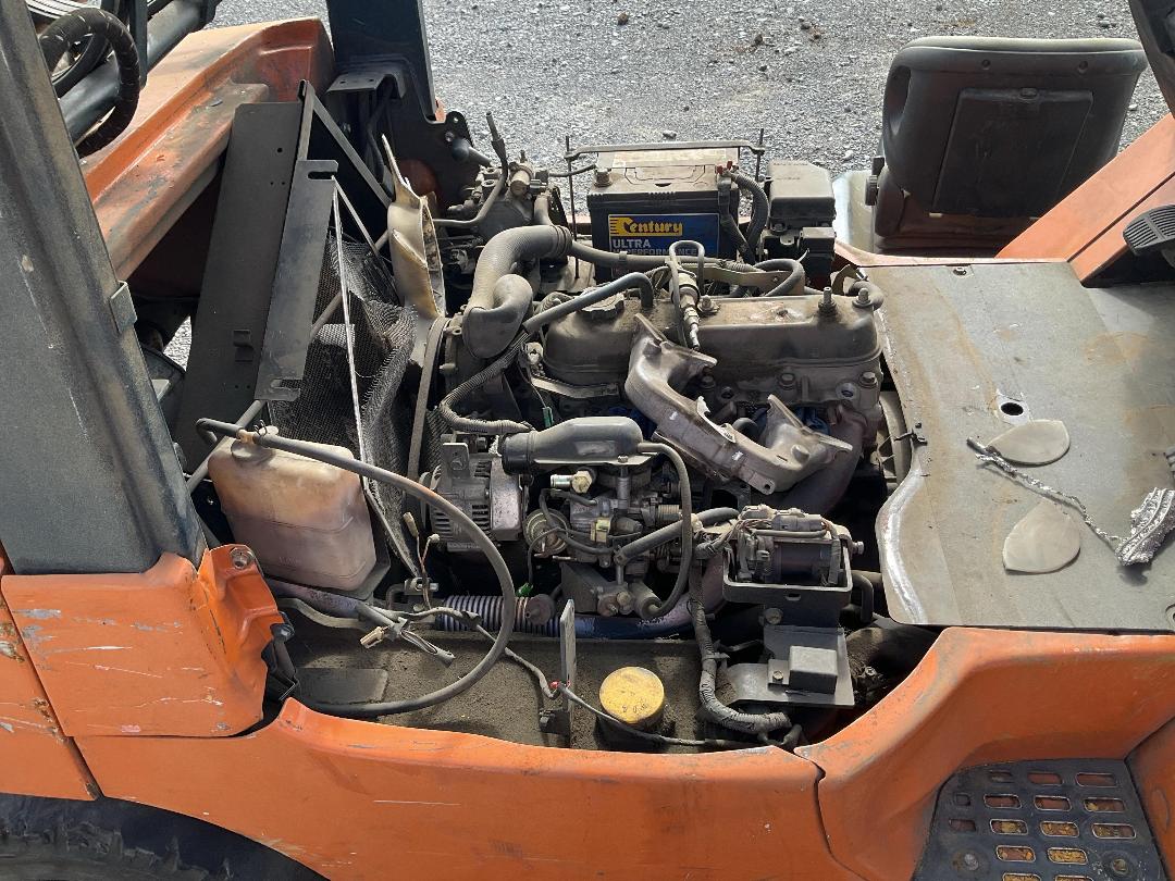 Photo '18' of Toyota 02-7FG30 Forklift Photo '18' of Toyota 02-7FG30 Forklift