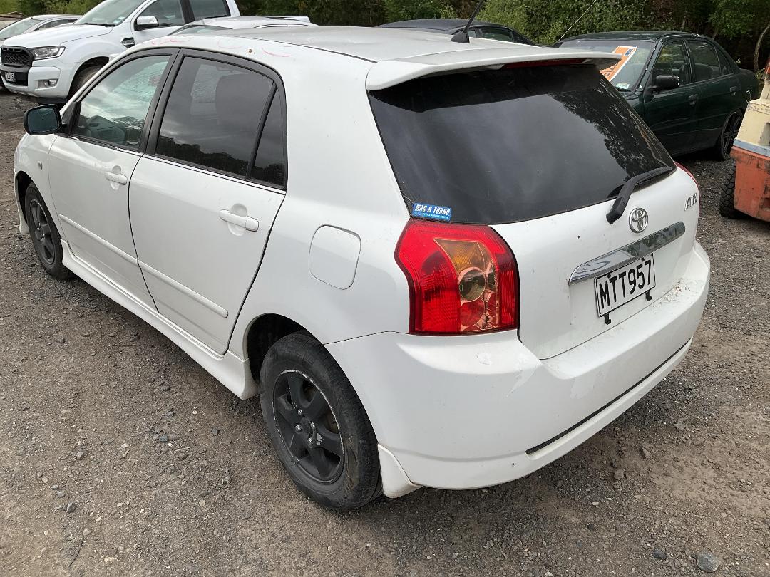 Photo '3' of Toyota Allex Photo '3' of Toyota Allex