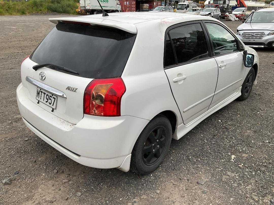 Photo '2' of Toyota Allex Photo '2' of Toyota Allex