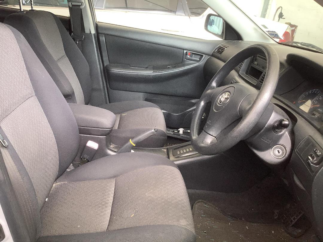 Photo '9' of Toyota Allex Photo '9' of Toyota Allex