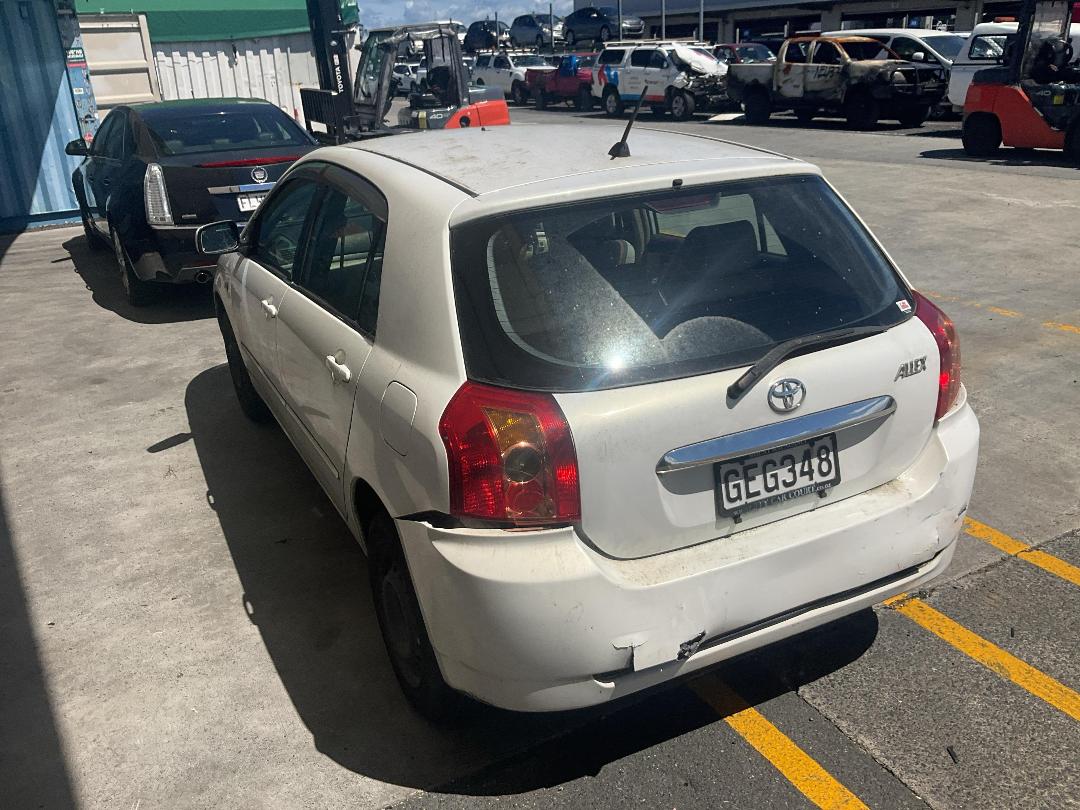 Photo '8' of Toyota Allex Photo '8' of Toyota Allex