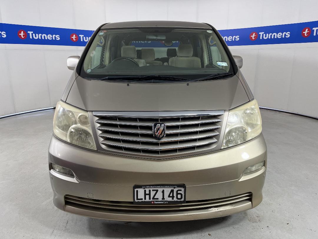 Photo '2' of Toyota Alphard Photo '2' of Toyota Alphard