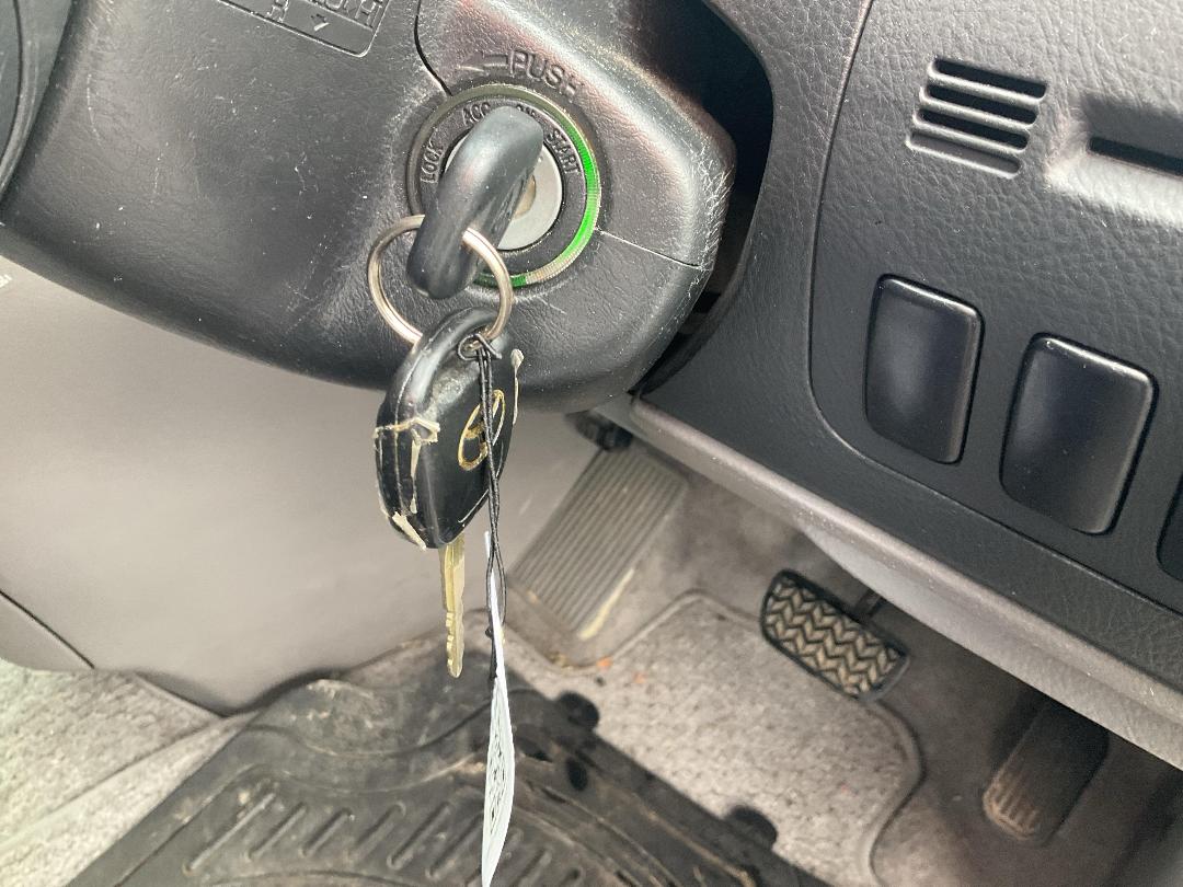 Photo '11' of Toyota Alphard V