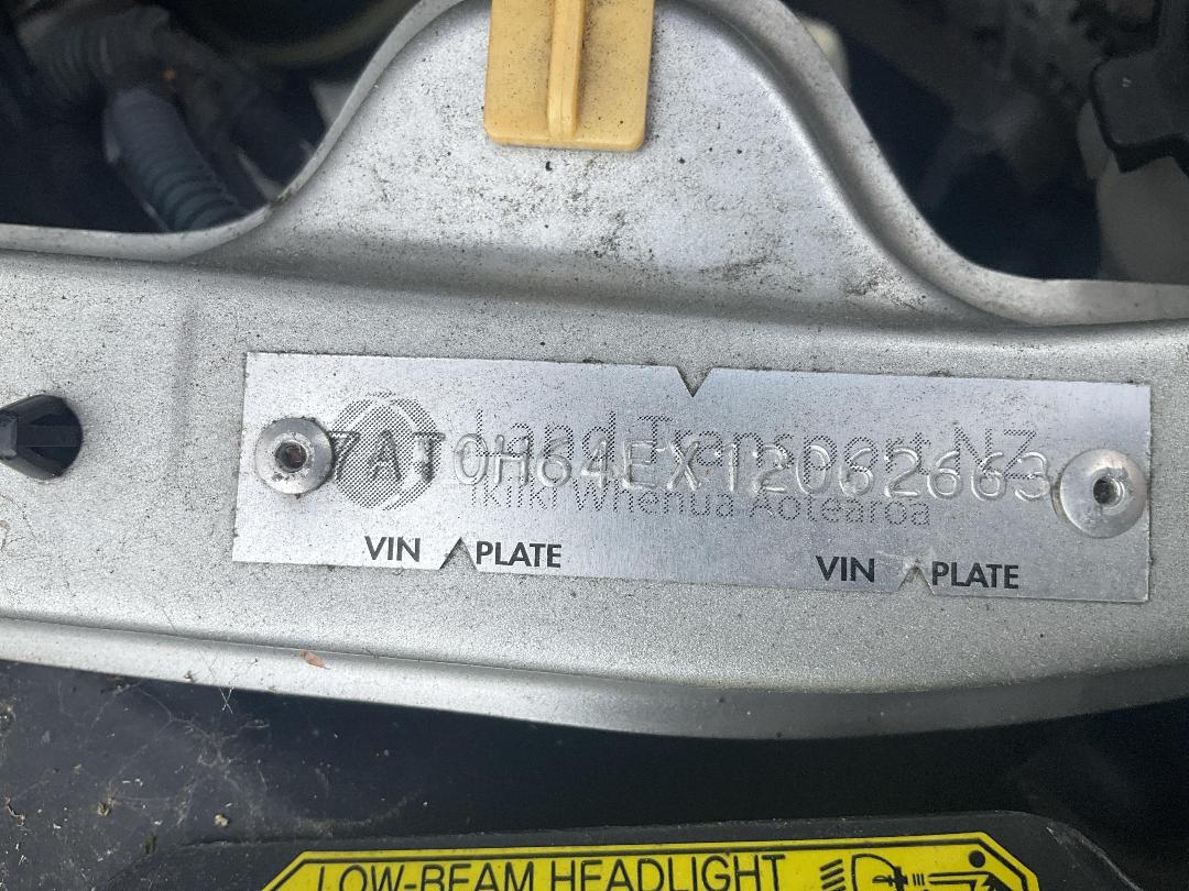 Photo '10' of Toyota Alphard V