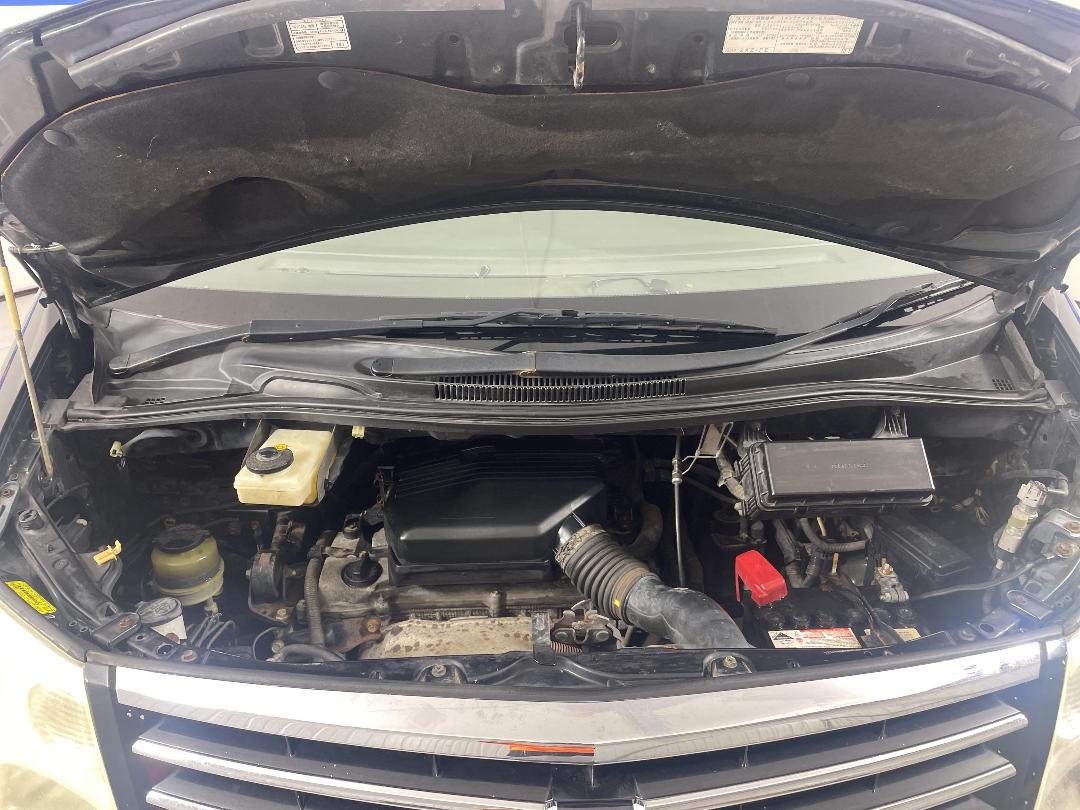 Photo '13' of Toyota Alphard