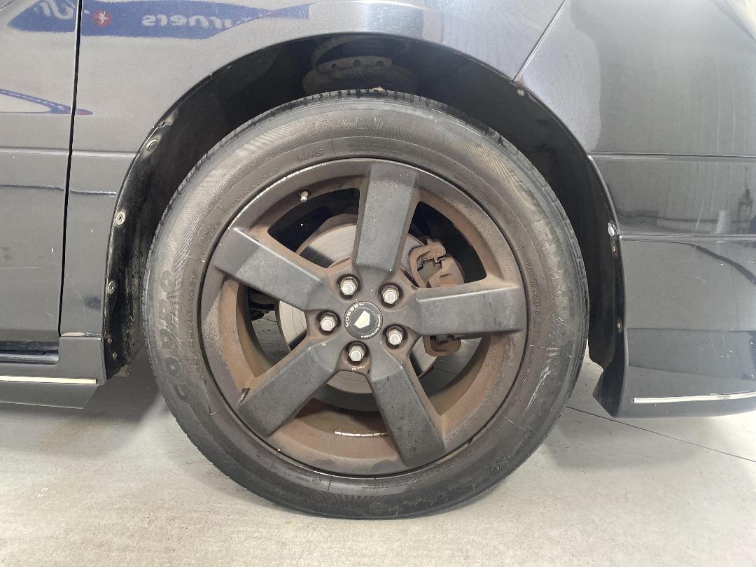 Photo '9' of Toyota Alphard