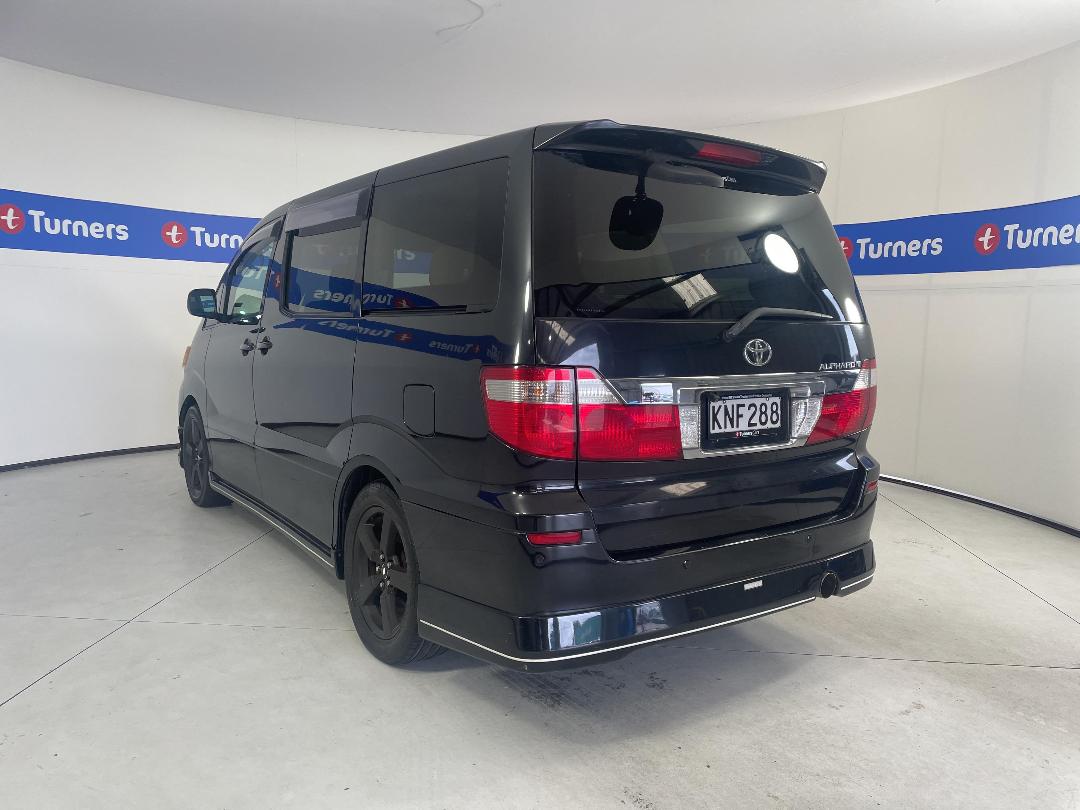 Photo '5' of Toyota Alphard