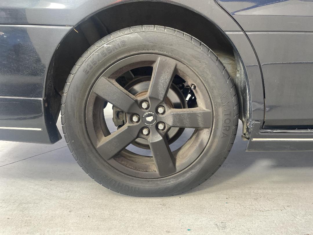 Photo '12' of Toyota Alphard