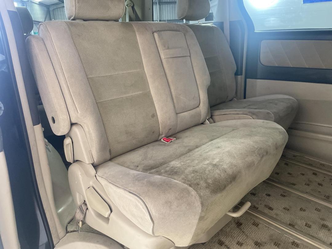 Photo '20' of Toyota Alphard