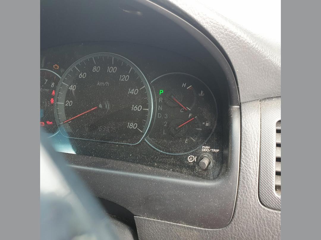 Photo '18' of Toyota Alphard