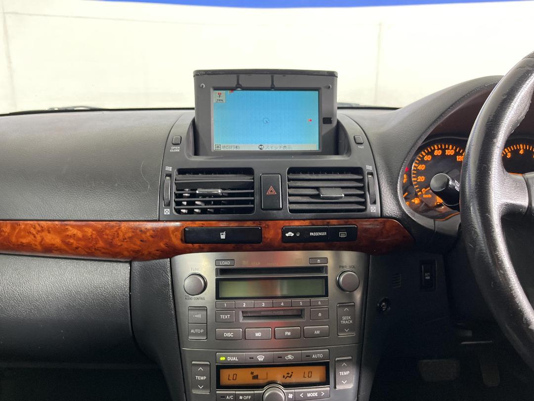 Photo '18' of Toyota Avensis