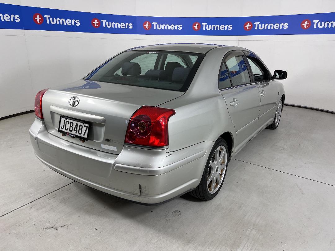 Photo '7' of Toyota Avensis