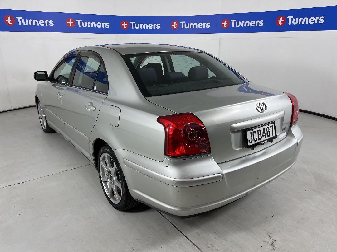 Photo '5' of Toyota Avensis