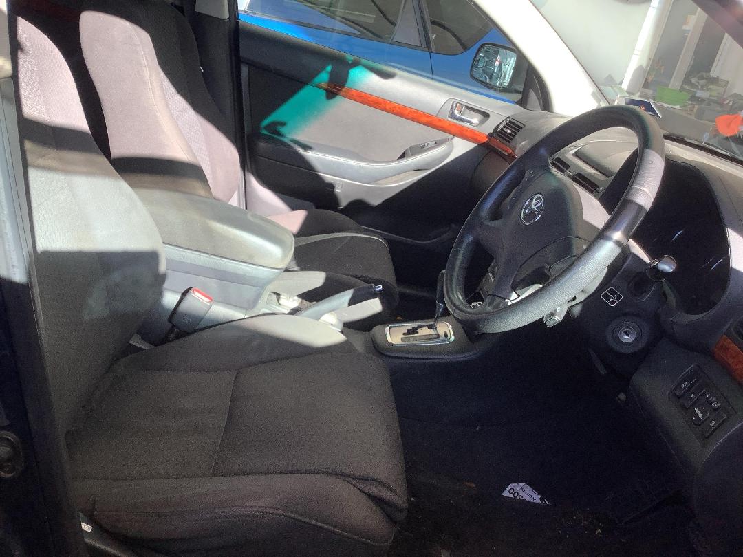 Photo '9' of Toyota Avensis