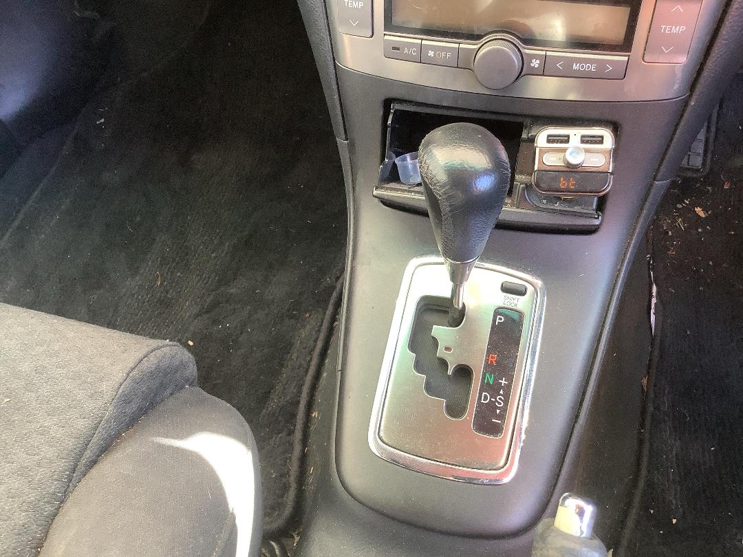 Photo '15' of Toyota Avensis