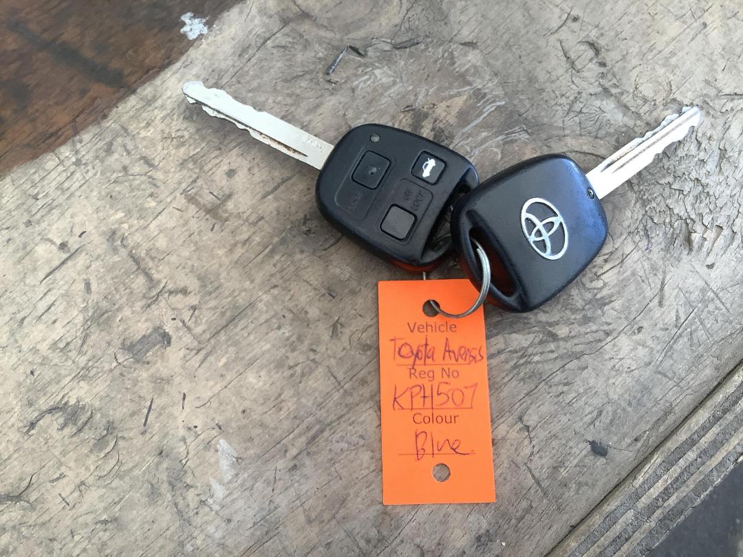 Photo '17' of Toyota Avensis