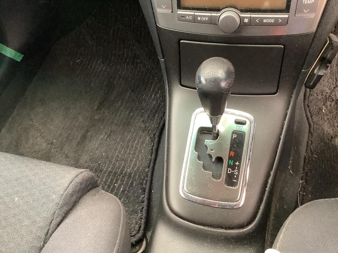 Photo '14' of Toyota Avensis Photo '14' of Toyota Avensis