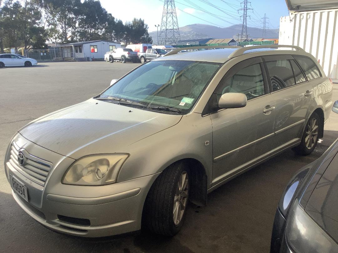 Photo '2' of Toyota Avensis Photo '2' of Toyota Avensis