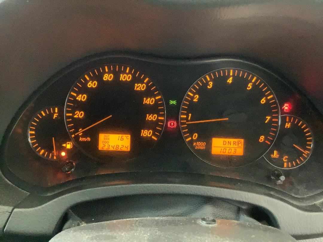 Photo '16' of Toyota Avensis