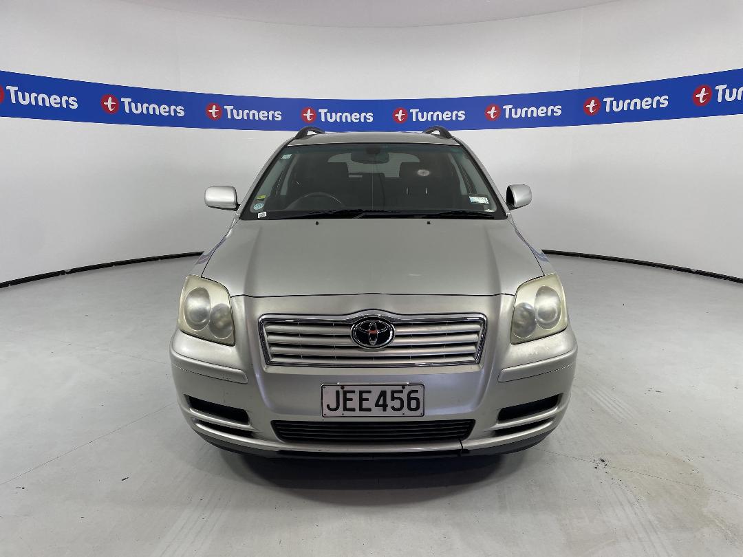 Photo '2' of Toyota Avensis