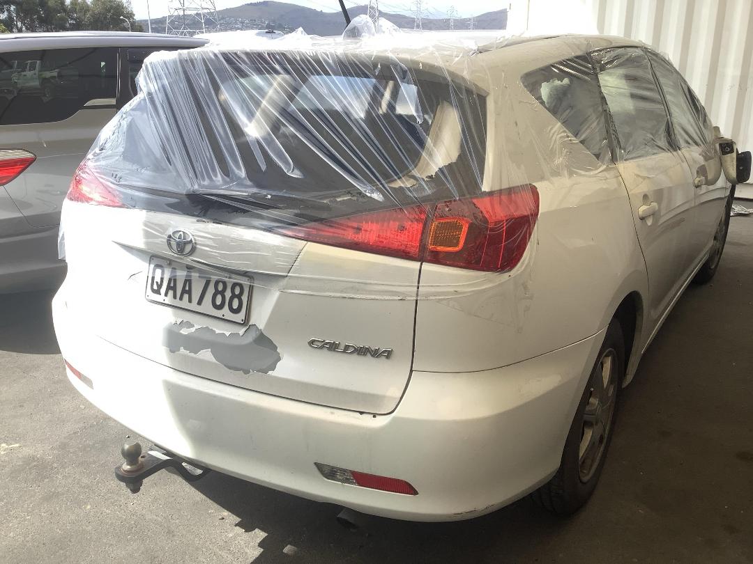 Photo '9' of Toyota Caldina Photo '9' of Toyota Caldina