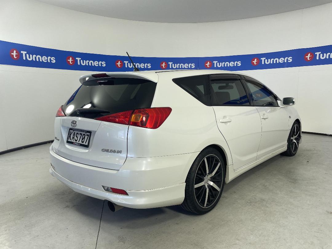 Photo '7' of Toyota Caldina