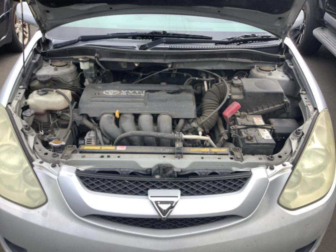 Photo '2' of Toyota Caldina Photo '2' of Toyota Caldina