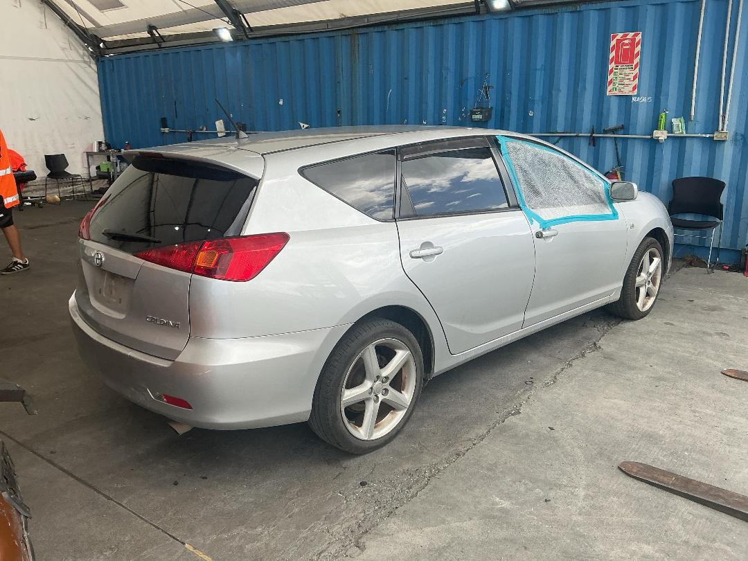 Photo '14' of Toyota Caldina Photo '14' of Toyota Caldina