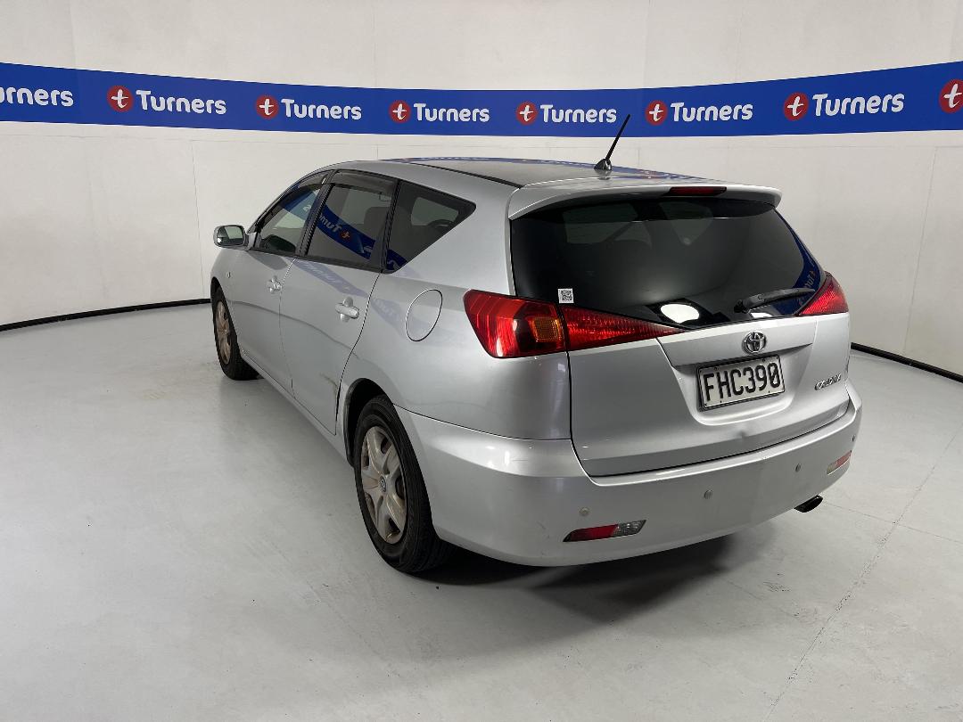 Photo '4' of Toyota Caldina Photo '4' of Toyota Caldina