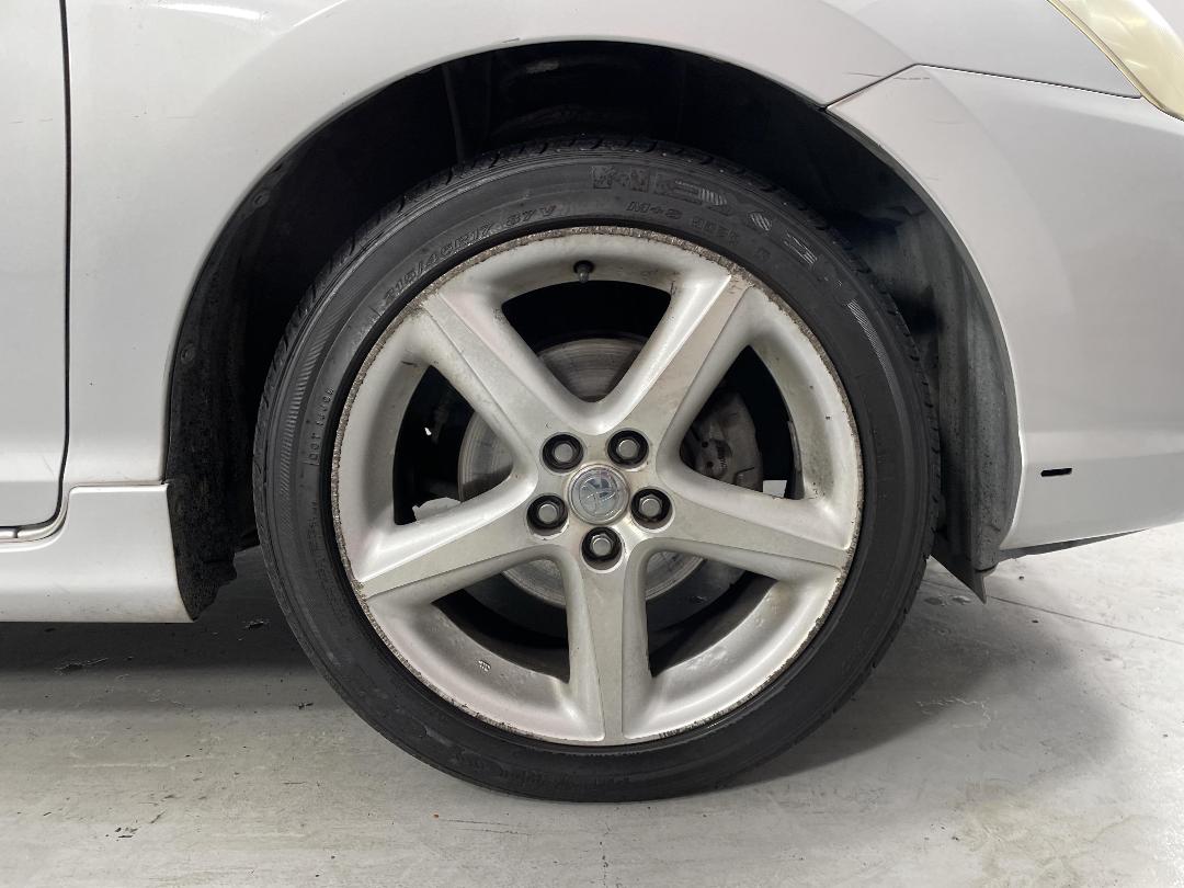 Photo '9' of Toyota Caldina Photo '9' of Toyota Caldina