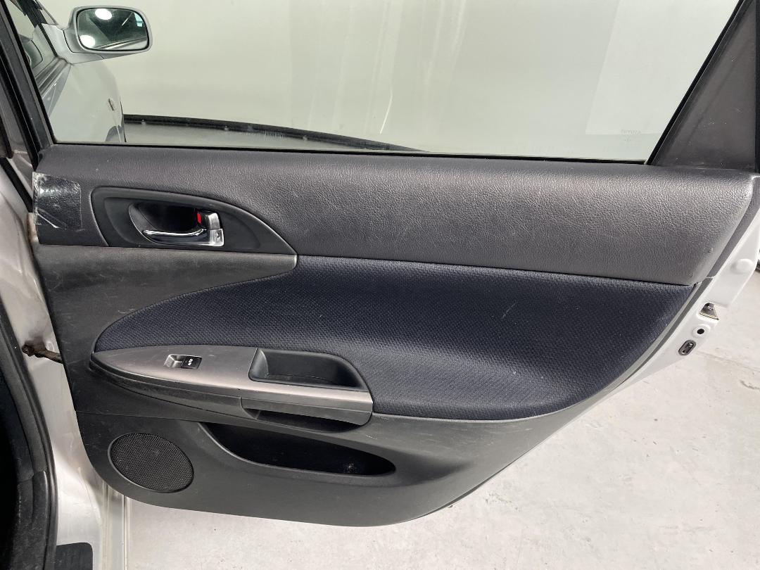 Photo '19' of Toyota Caldina Photo '19' of Toyota Caldina