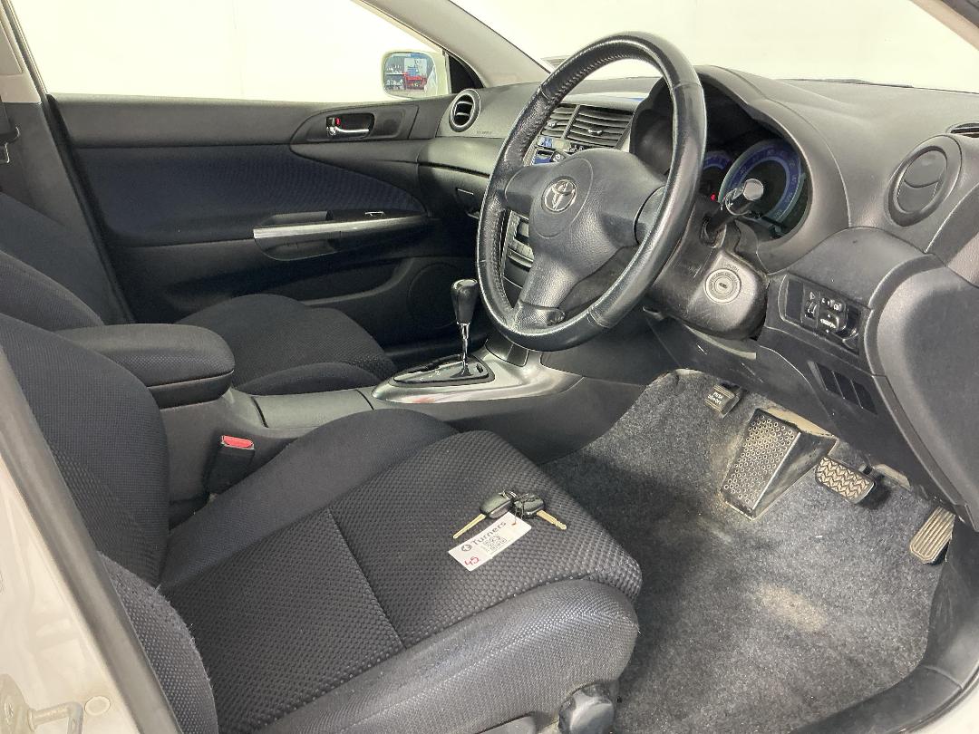 Photo '16' of Toyota Caldina