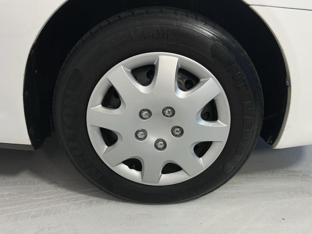 Photo '9' of Toyota Camry Photo '9' of Toyota Camry