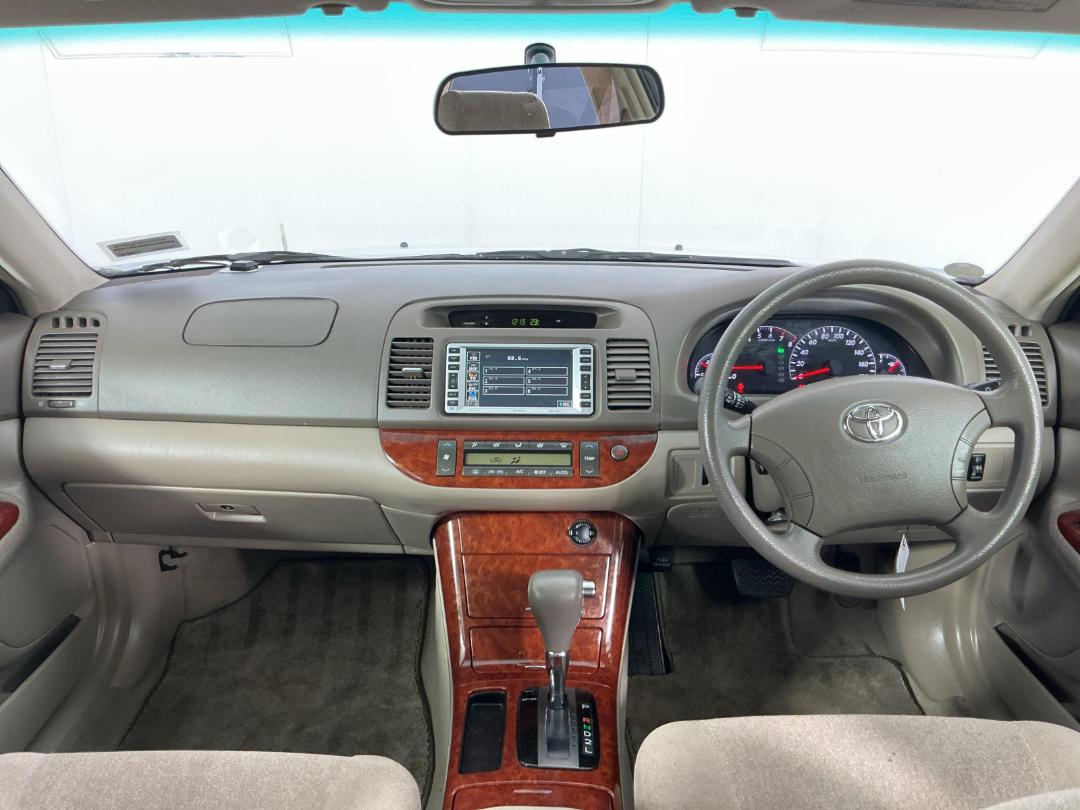 Photo '17' of Toyota Camry Photo '17' of Toyota Camry