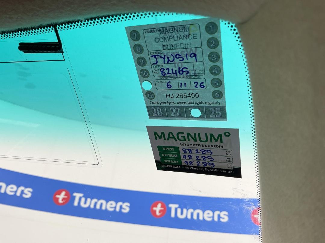 Photo '25' of Toyota Camry Photo '25' of Toyota Camry