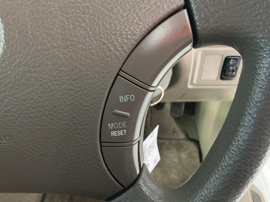 Photo '24' of Toyota Camry Photo '24' of Toyota Camry