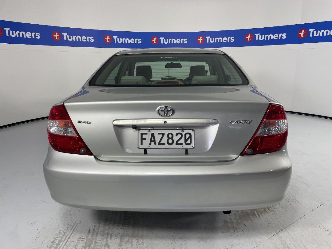 Photo '6' of Toyota Camry Photo '6' of Toyota Camry