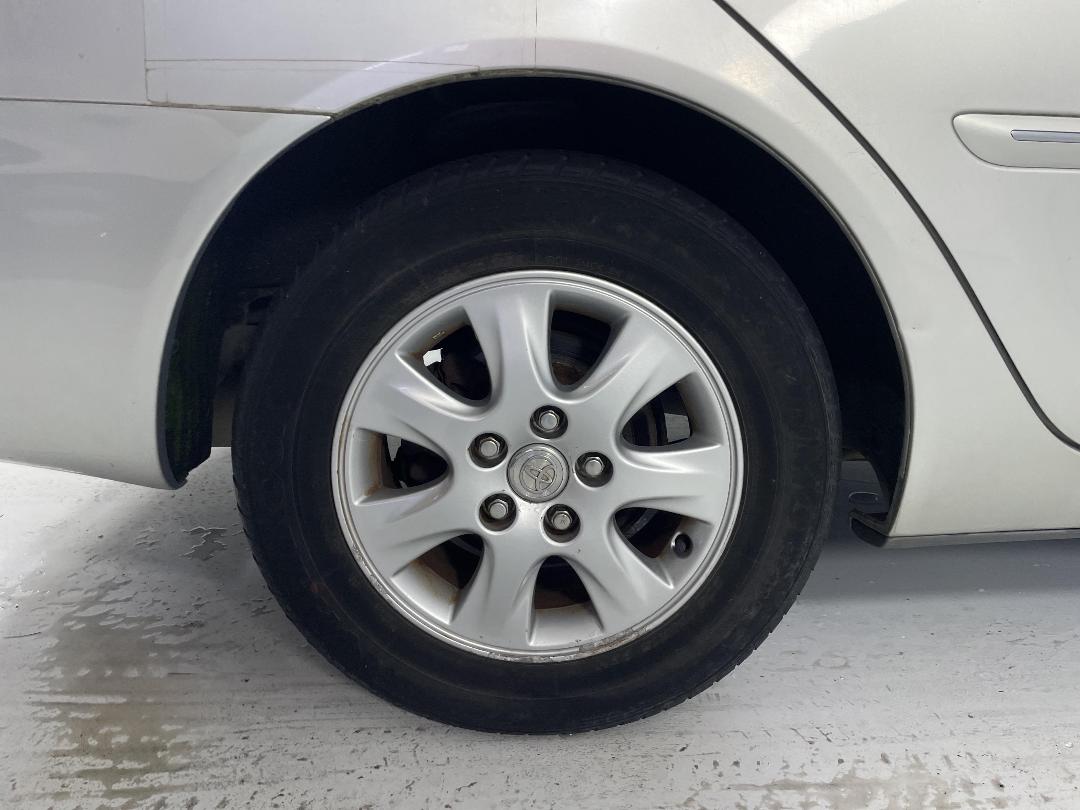 Photo '12' of Toyota Camry Photo '12' of Toyota Camry