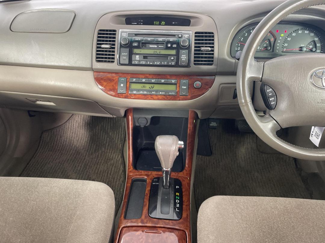 Photo '18' of Toyota Camry Photo '18' of Toyota Camry