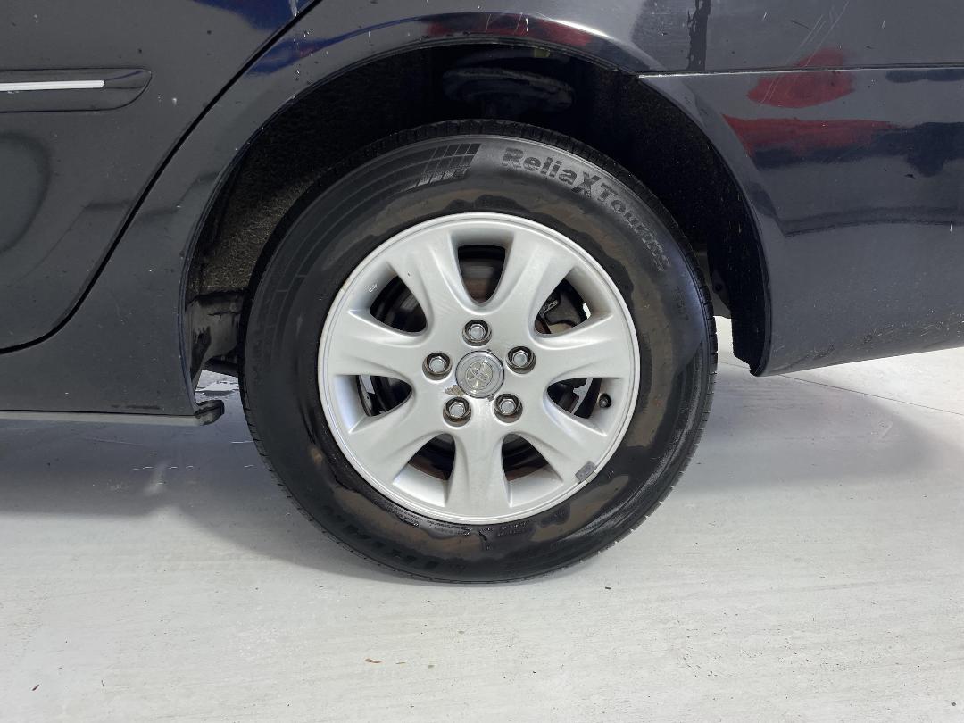 Photo '11' of Toyota Camry