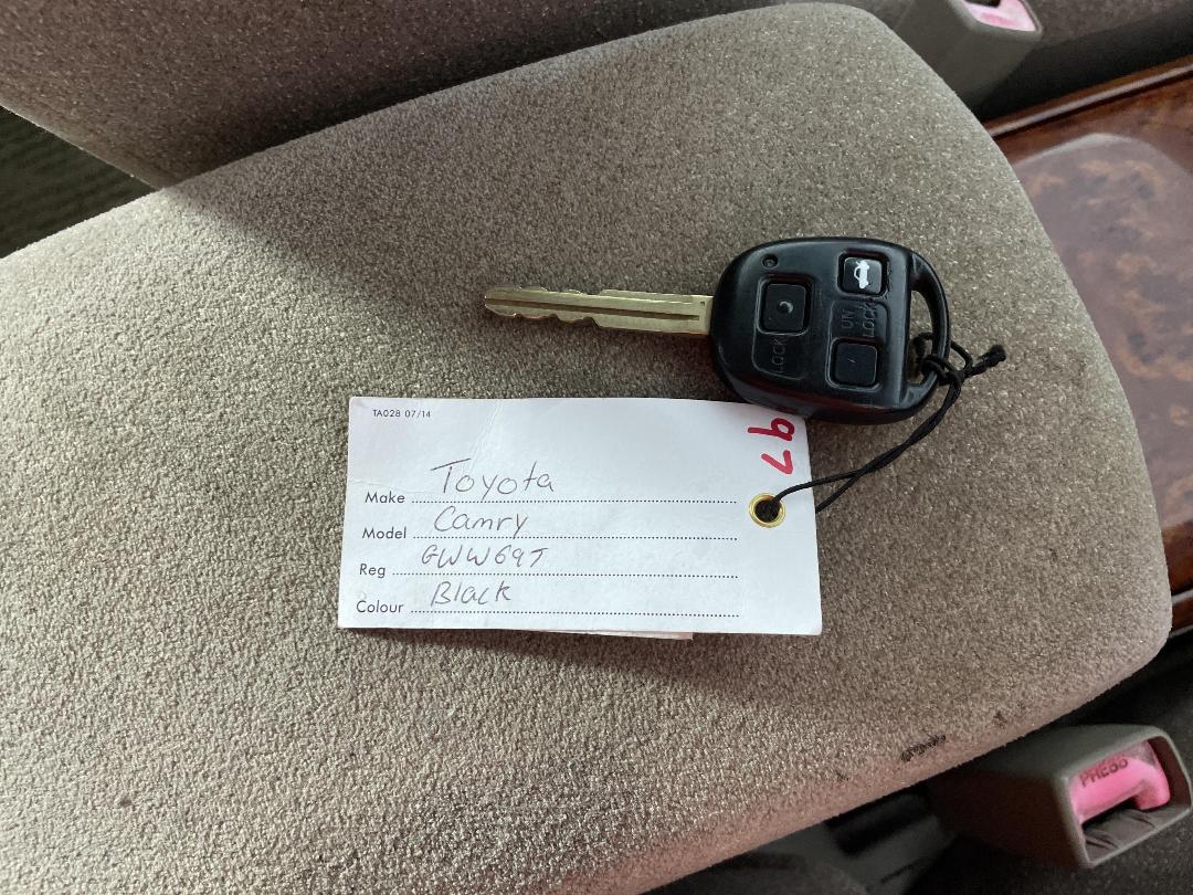 Photo '22' of Toyota Camry