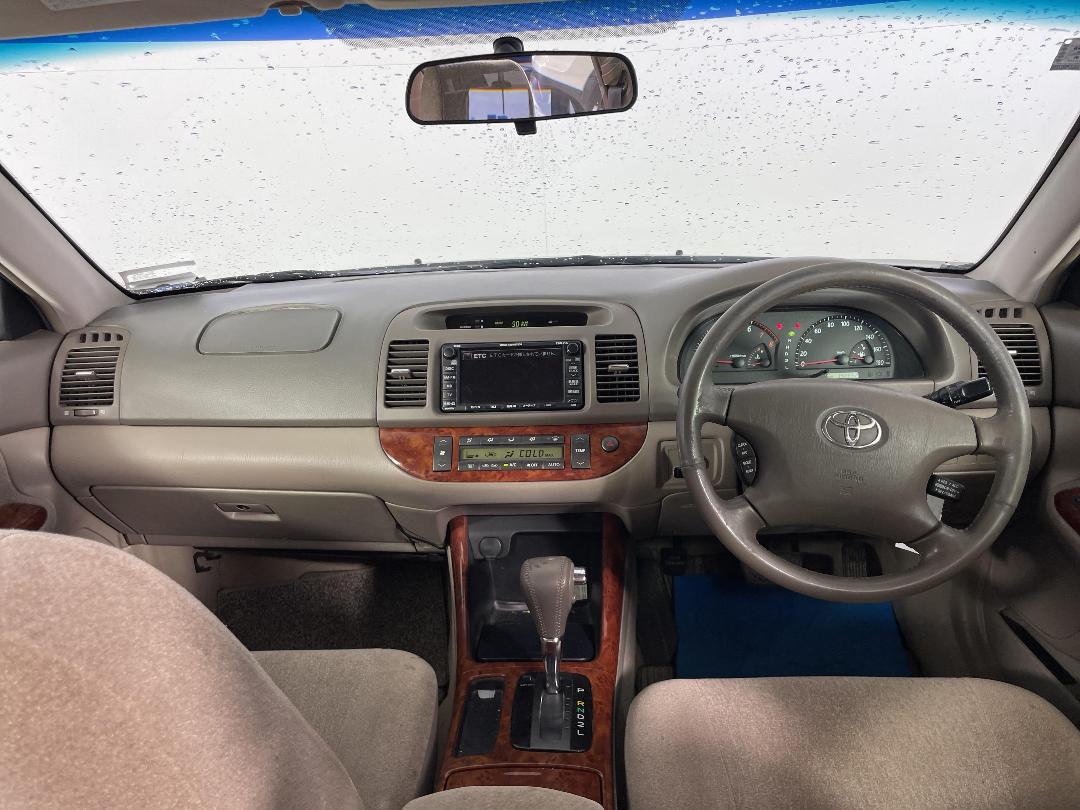 Photo '17' of Toyota Camry