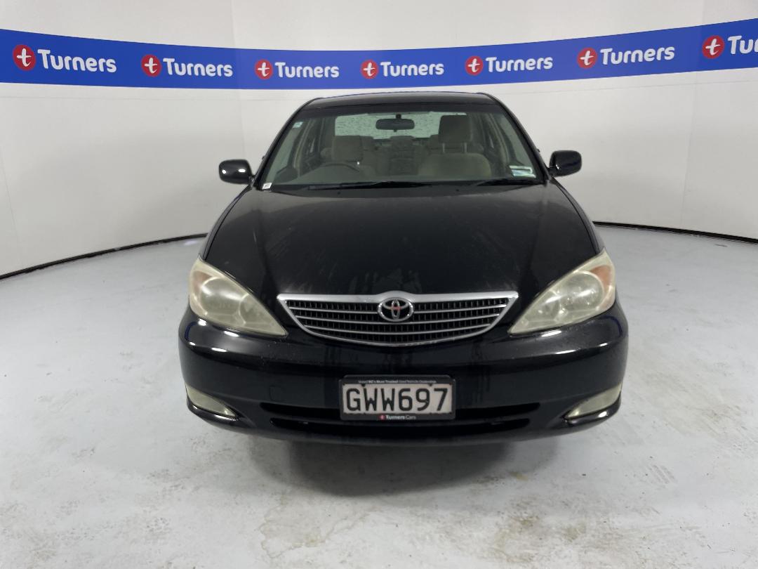 Photo '2' of Toyota Camry