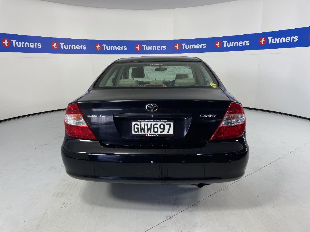 Photo '6' of Toyota Camry