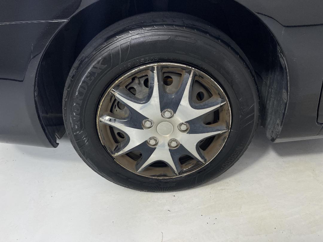 Photo '10' of Toyota Camry