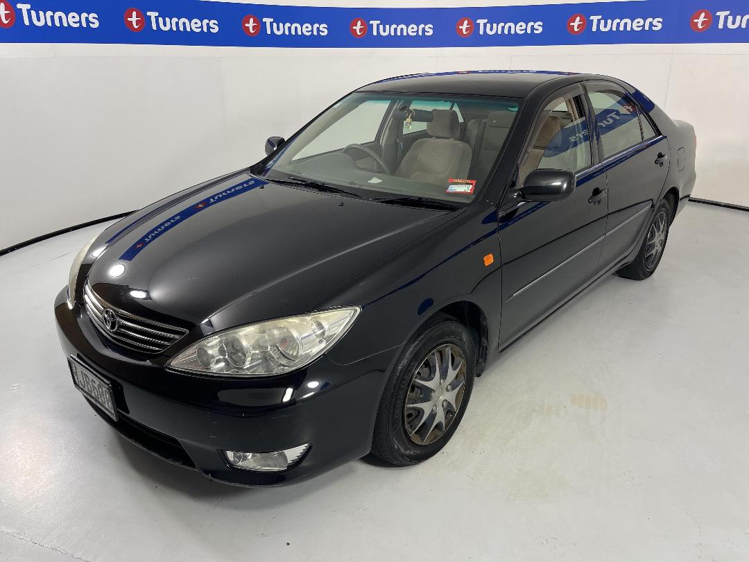 Photo '4' of Toyota Camry