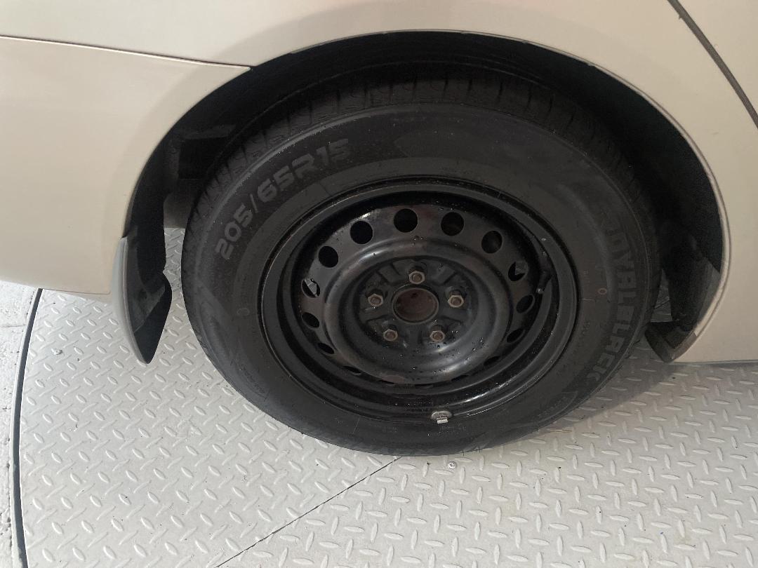 Photo '12' of Toyota Camry Photo '12' of Toyota Camry