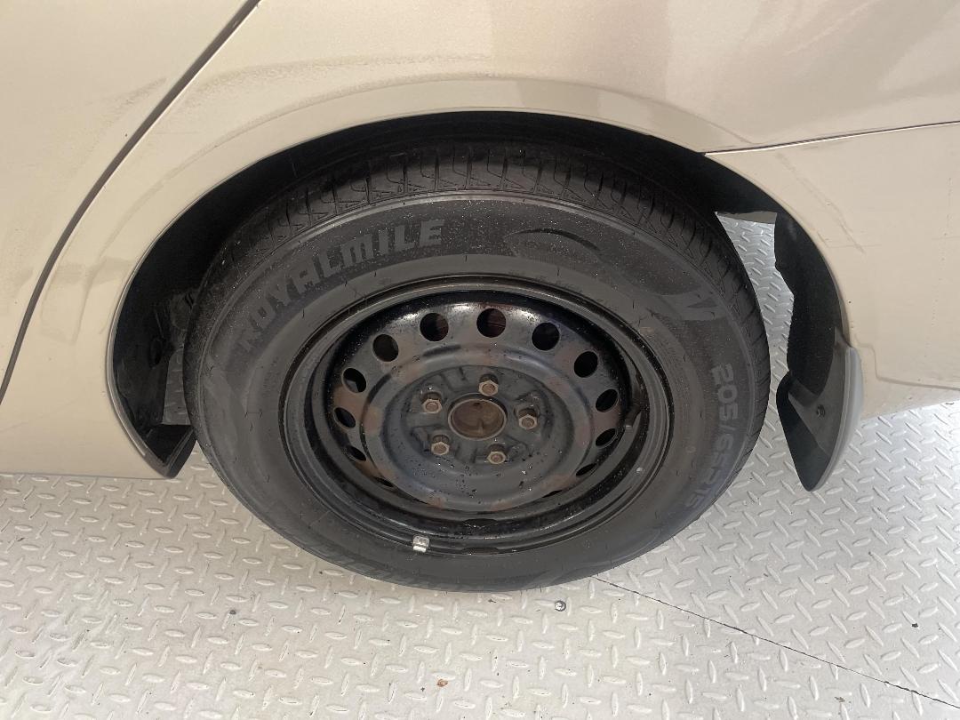 Photo '11' of Toyota Camry Photo '11' of Toyota Camry