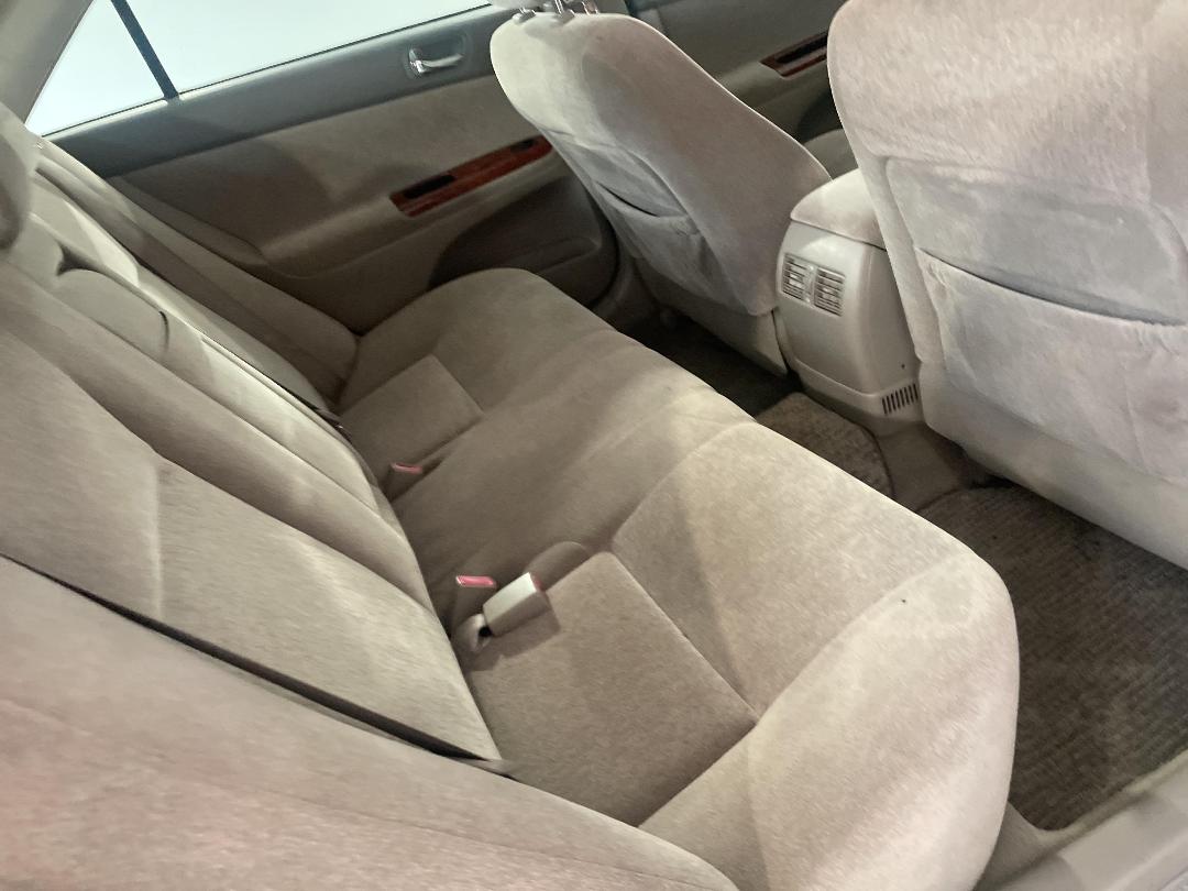 Photo '20' of Toyota Camry Photo '20' of Toyota Camry